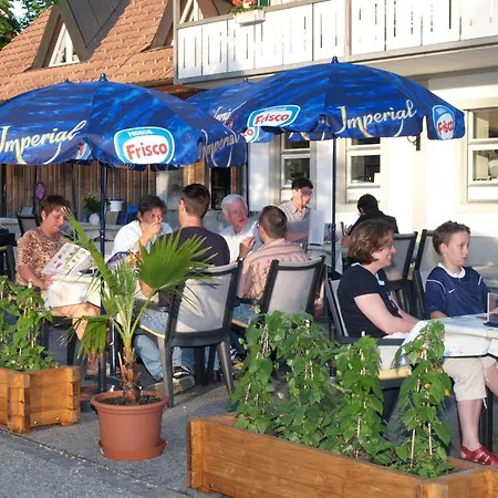 Pensionat Loewen Melchnau